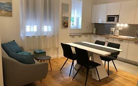 Tempus Apartment